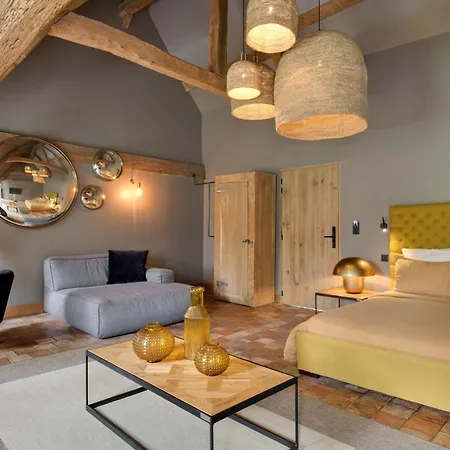 La Chaumiere הונפלר