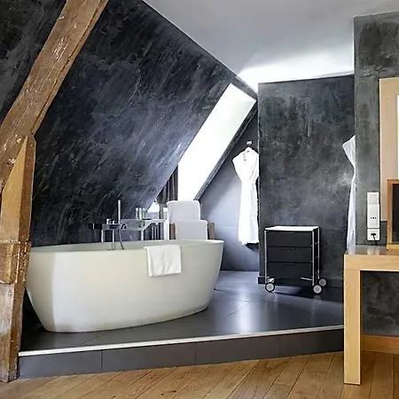 La Chaumière 4*