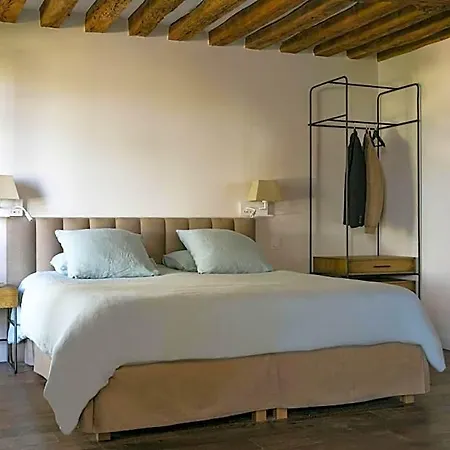 Hotel La Chaumière 4*