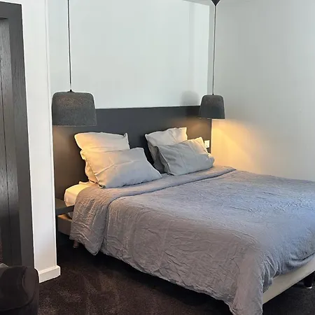 La Chaumiere