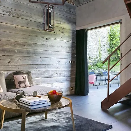 La Chaumiere 4*