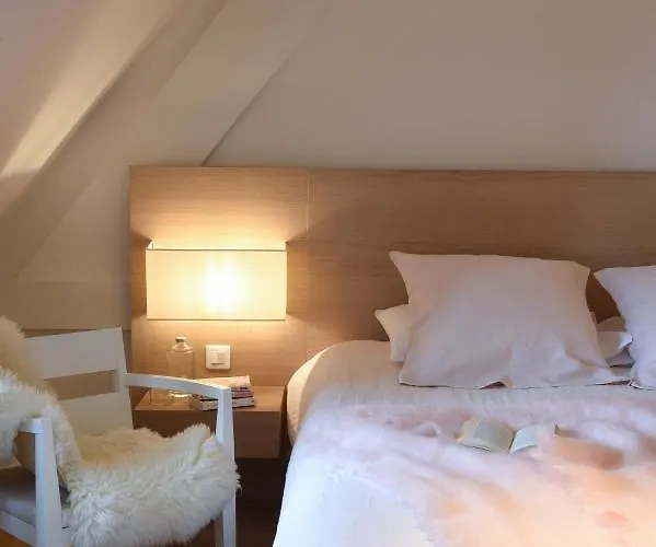 La Chaumière Hotel 4*