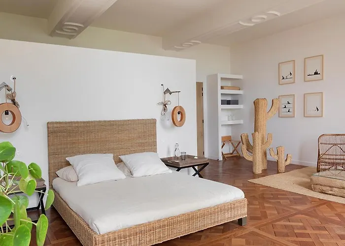 Hotel La Chaumière 4*